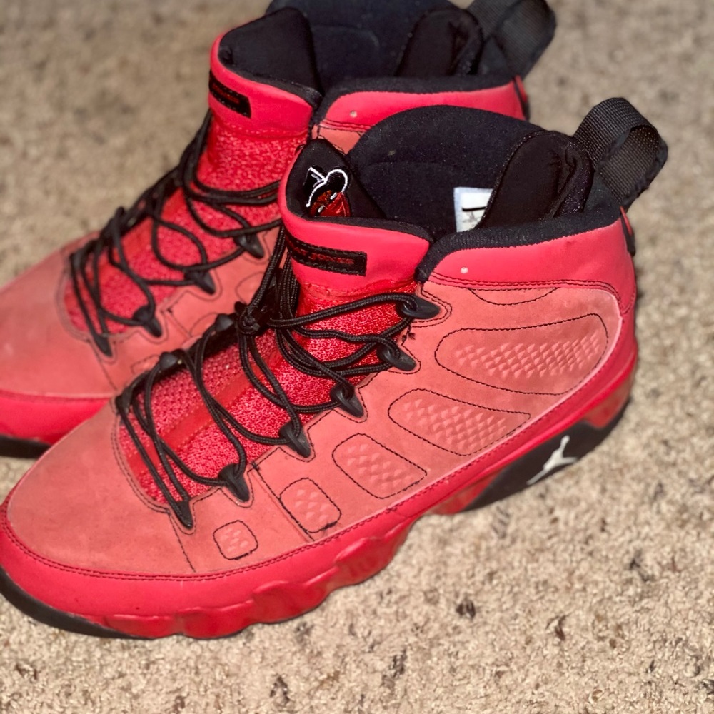 AIR JORDAN 9 RETRO 'MOTORBOAT JONES'